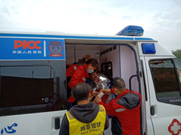 渭南市120急救车转运，担架车接送病人